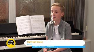 Niezwykły talent nastolatka. Harrison Crane zachwyca grą na pianinie. 