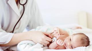 Zapalenie płuc u niemowlaka - objawy, leczenie, przyczyny i powikłania. Czy zapalenie płuc u niemowlaka może przebiegać bez gorączki?
