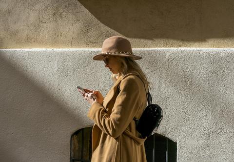 Te dodatki są hitem mody ulicznej. Urozmaicą każdą stylizację