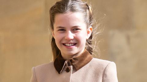 Internauci komentują stylizację księżniczki Charlotte