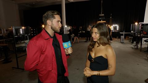 Julia Wieniawa w rozmowie z reporterem Dzień Dobry TVN. 