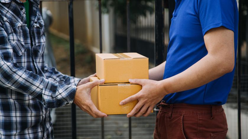 Oszustwo na protezę. 78-latek z Kłodzka nie spodziewał się takiego finału zamówienia
