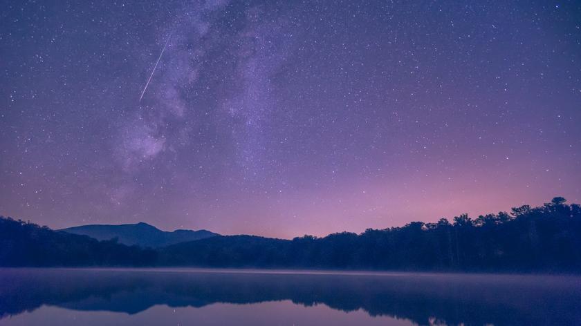 Rozgwieżdżone niebo