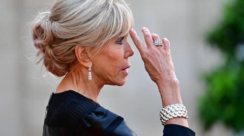 Wyrok za nękanie Brigitte Macron. Sąd w Paryżu skazał sprawców 