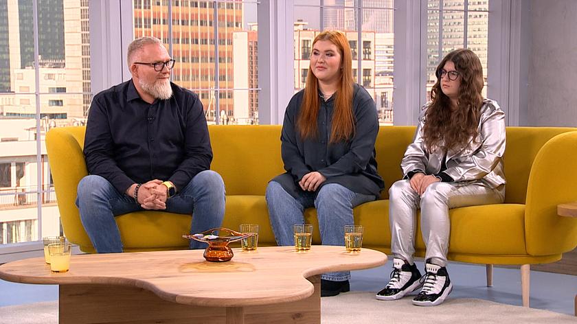 Maciej Dębski, socjolog Uniwersytet Gdański, zajmuje się cyberprzemocą i uzależnieniami, Julia, Maja