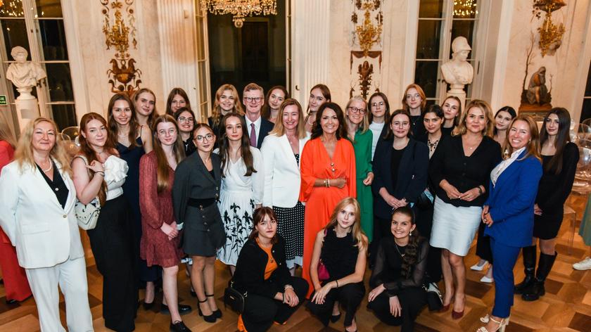 uczestniczki programu "Jestem Liderką"