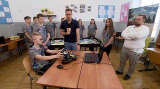 Stworzyli prototyp kierownicy monitorującej tętno i saturację kierowcy