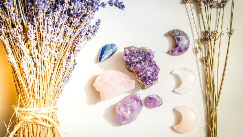 Numerologia - kamienie i kwiaty