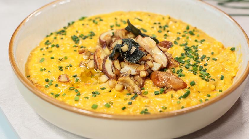Risotto dyniowe z szałwią, mascarpone i leśnymi grzybami