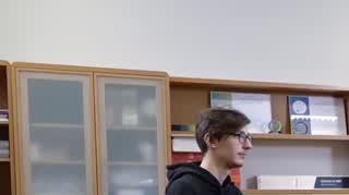 “Aż mnie przeraża, że jakbym zarabiała 5000, to na rękę to 3500” - napisy