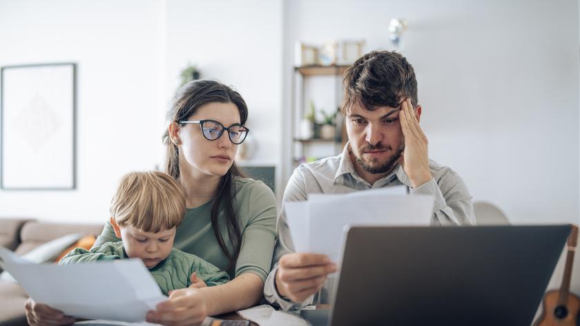 Rodzina przed komputerem