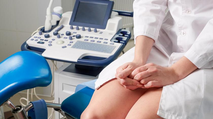 kobieta u ginekologa 