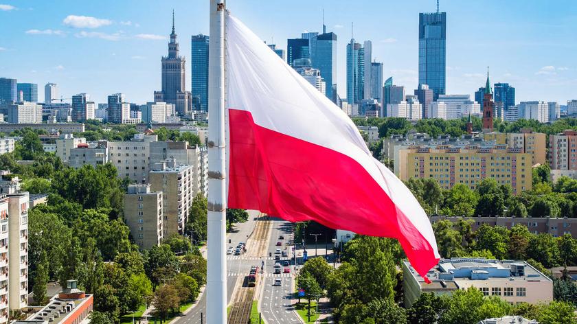 polska flaga, warszawa