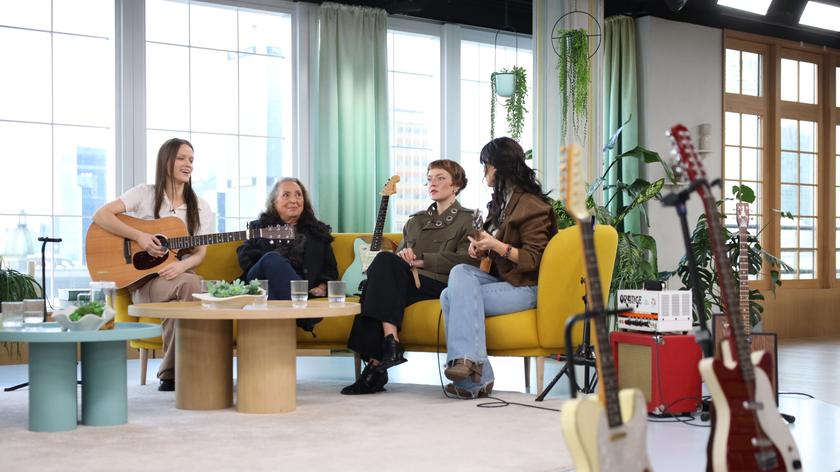 Martyna Jakubowicz, Kasia Pietras, Kasia Popowską i Iga Krefft, Ofelia. 