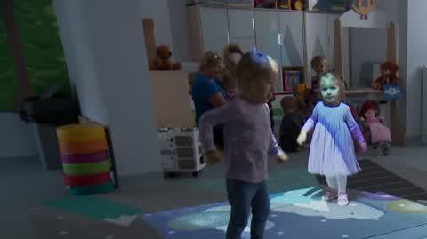 DD_20241108_Zlobek_NAPISY_PLANSZA