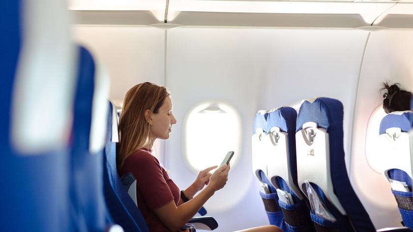 Kobieta w samolocie