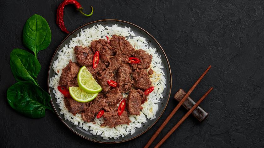 Rendang na ryżu