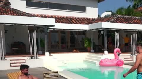 "Hotel Paradise 5"