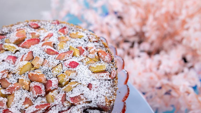 brownie czekoladowe z rabarbarem i imbirem 