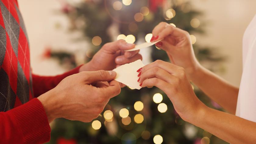 Dzielenie się opłatkiem 