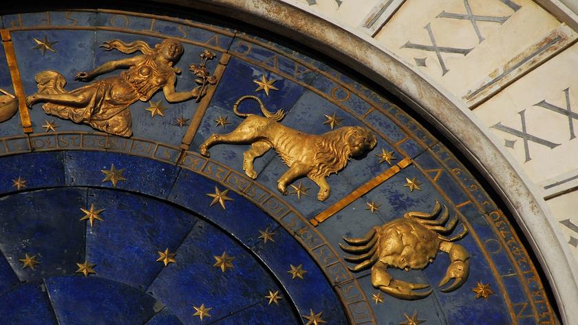 Lew na tarczy znaków zodiaku
