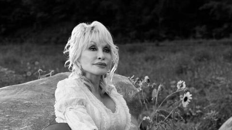 Dolly Parton nie żyje. Podano przyczynę śmierci wokalistki