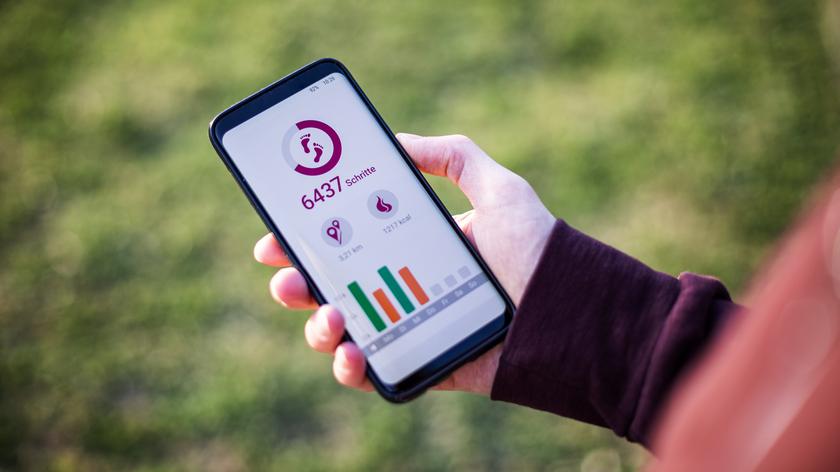 aplikacja do liczenia kroków 