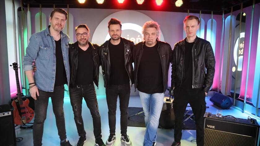 Wojtek Cugowski z solowym materiałem 