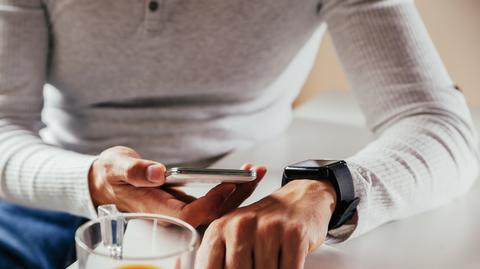 E-uzależnienia - coraz więcej z nas uzależnionych jest od dostępu do Internetu