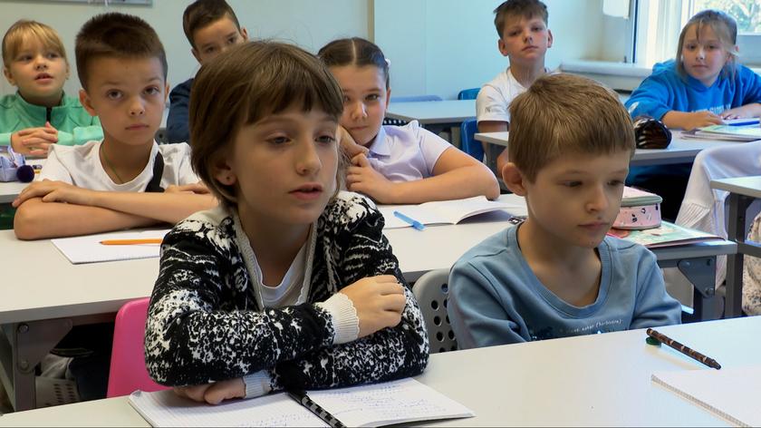 Od 1 września w polskich szkołach uczy się 185 tysięcy dzieci z Ukrainy 