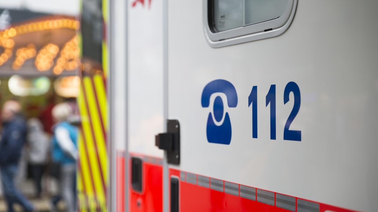 Numer alarmowy 112, ambulans