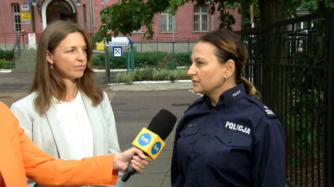 pasy przed szkołą
