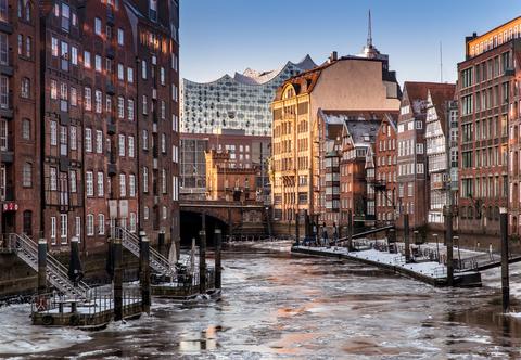 Hamburg i jego atrakcje – cenne zabytki, ciekawa architektura i słynna filharmonia