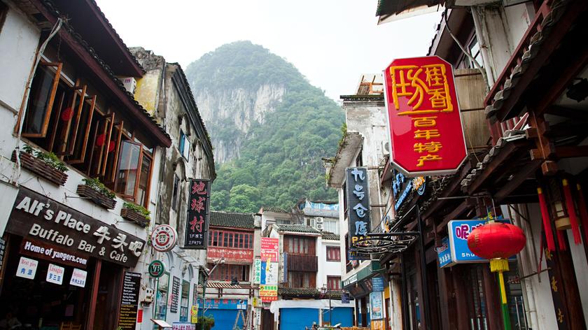 Yangshuo w Chinach