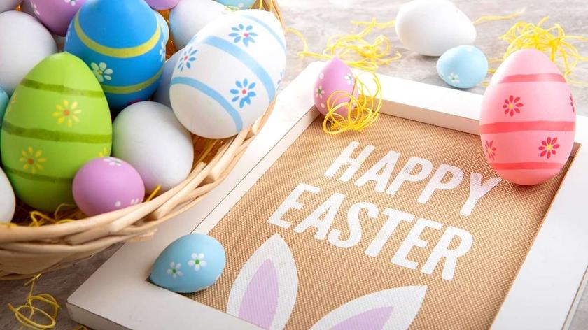 Pisanki i życzenia na Wielkanoc
