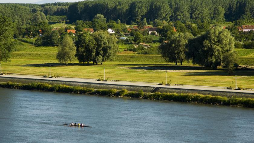 Malowniczy krajobraz w mieście Osijek. Osijek, Chorwacja.