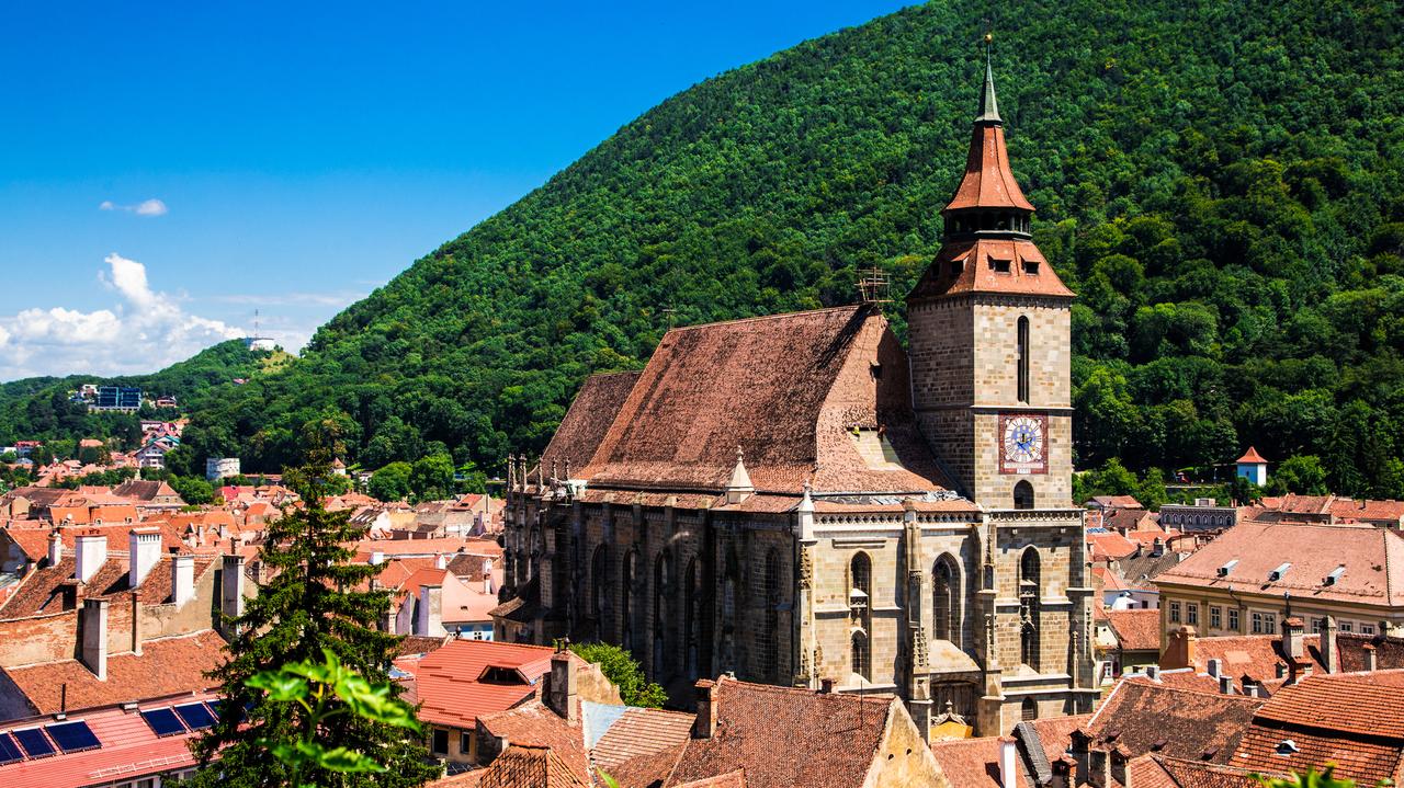 Viziteaza Brasov.  Ce merită să știi?