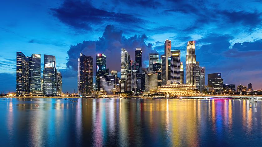 Singapur nocą
