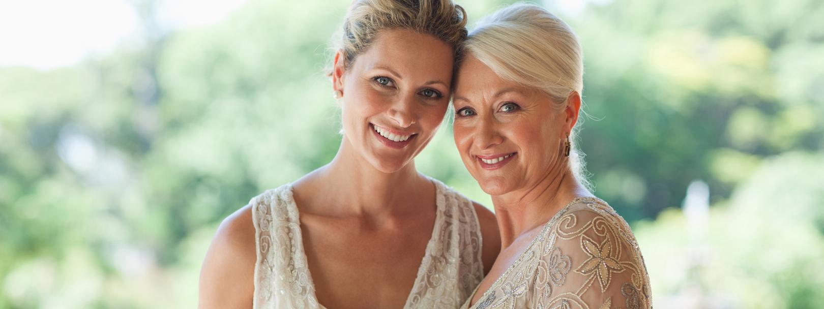 Panna młoda z matką