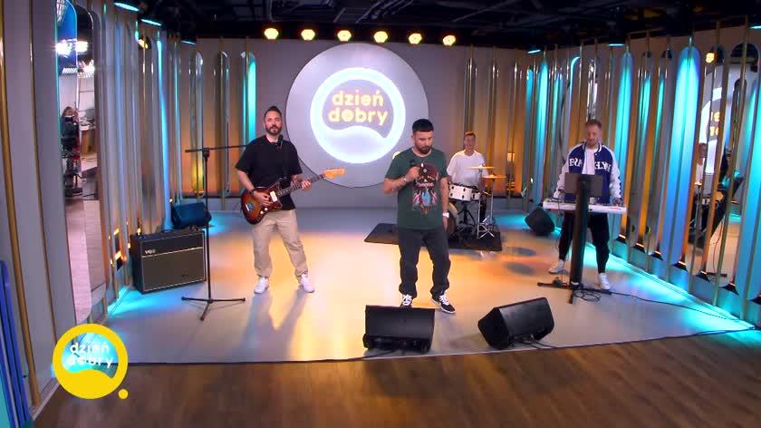 LOKA w piosence „Na czas”
