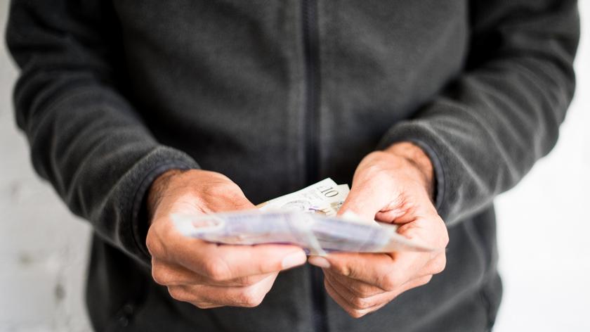 Jak zmiana wpłynie na wysokość pensji?