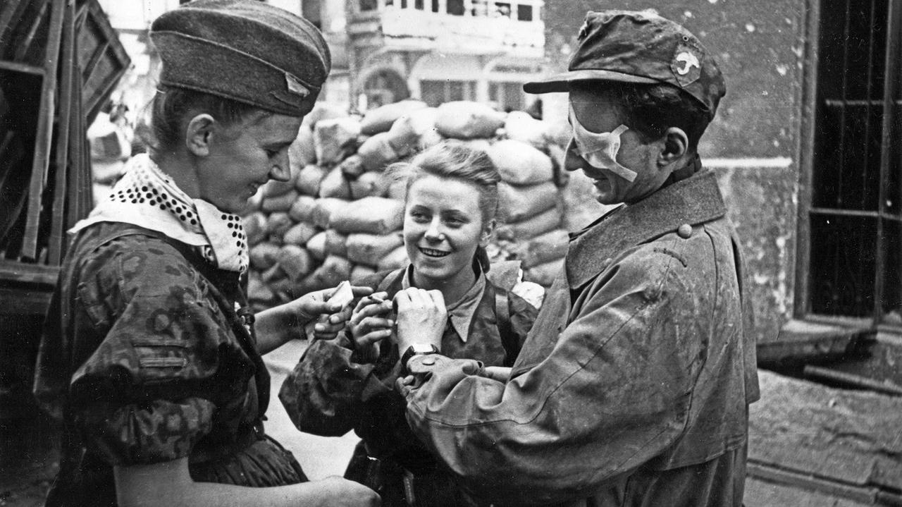 powstańcy warszawscy, powstanie warszawskie 1944
