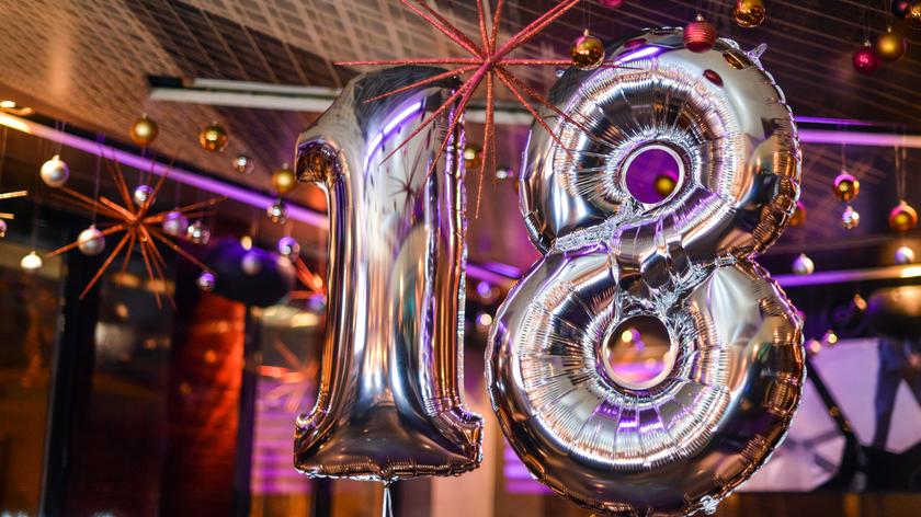 Balon na osiemnaste urodziny