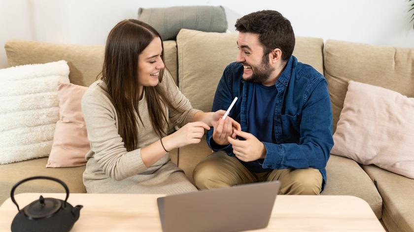 Para z testem ciążowym