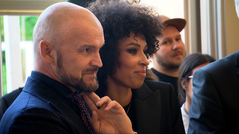 Omenaa Mensah, Rafał Brzoska