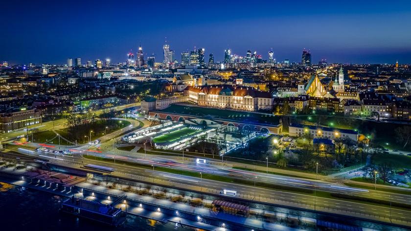 Warszawa nocą