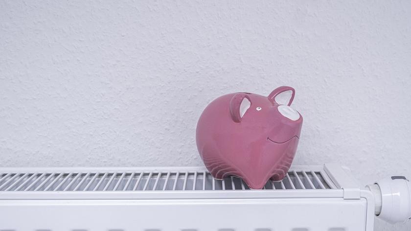 Skarbonka na kaloryferze